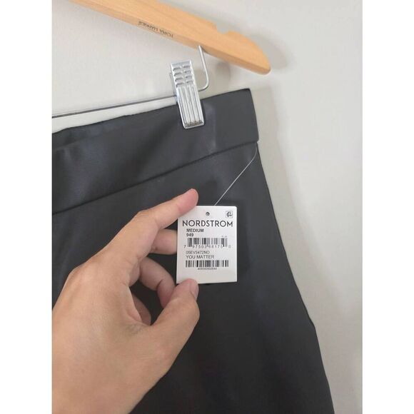 Blank NYC Vegan Leather Leggings Size Medium Black Mini Boot Cut NEW - Picture 7 of 7